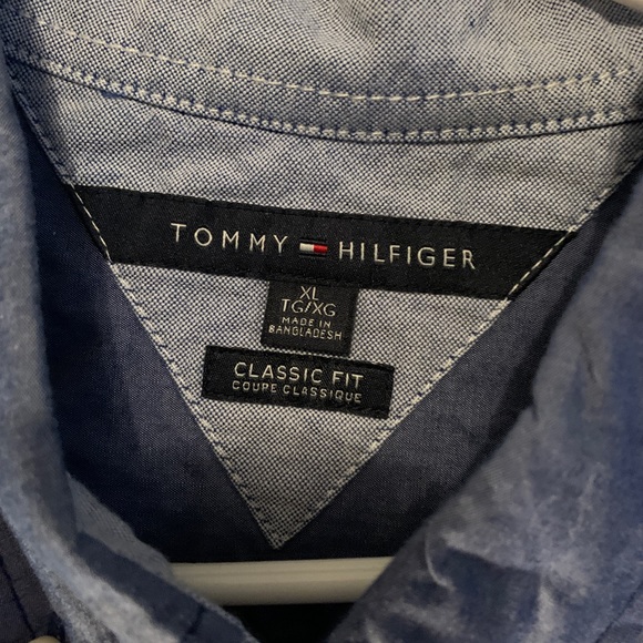 Tommy Hilfiger XL button up - Picture 2 of 2